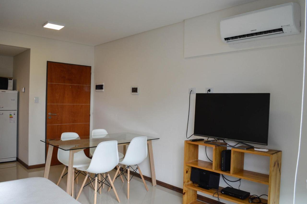 Caviahue 328 Apartment เนวเก็น ภายนอก รูปภาพ